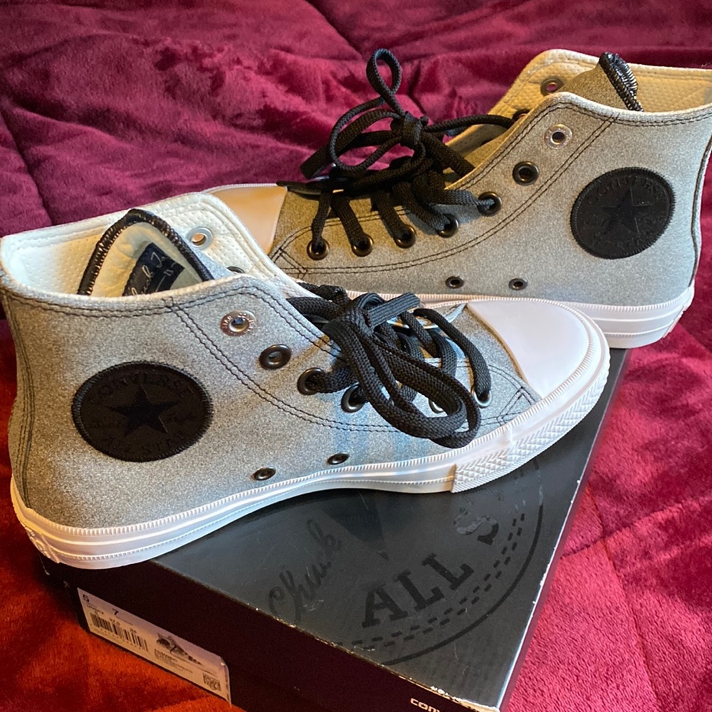 Converse Chuck Taylor All Star II unisex 5 mens 7 womens